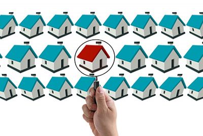 Có nên bán nhà đang ở trước khi tìm được nhà mới hay không?